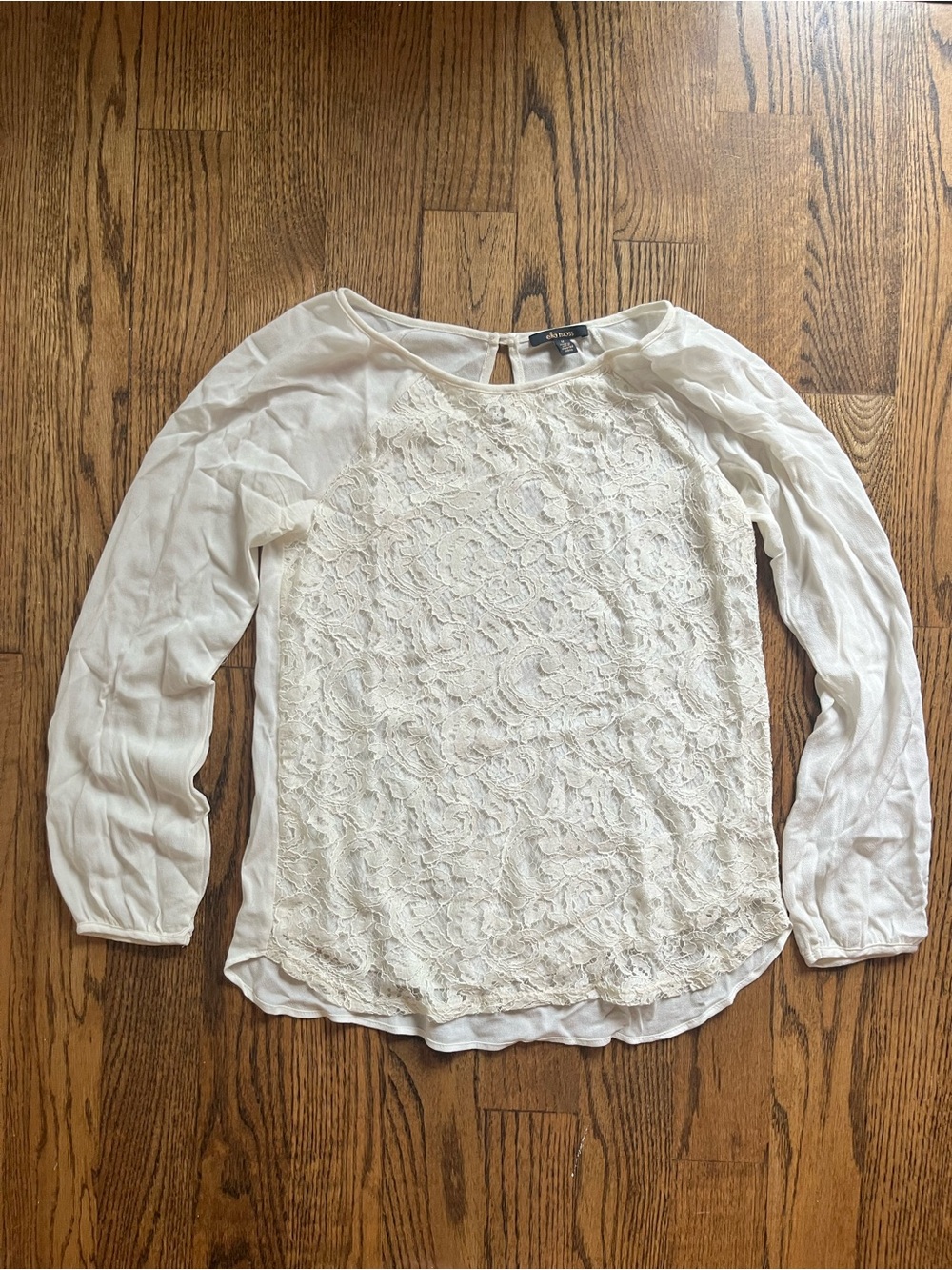 Ella Moss white lace blouse. Medium.